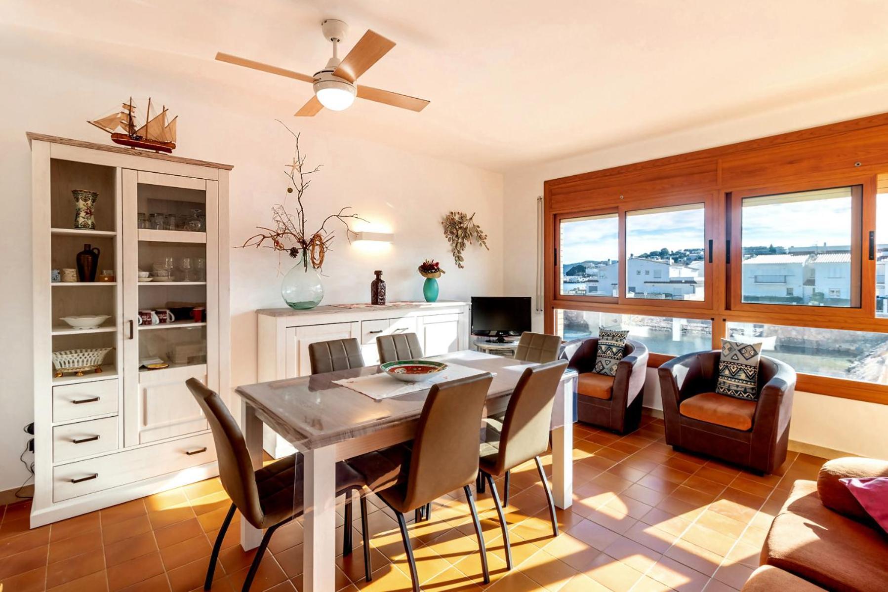 Apartamento Sant Carles 23 Con Vistas Al Mar Gerona