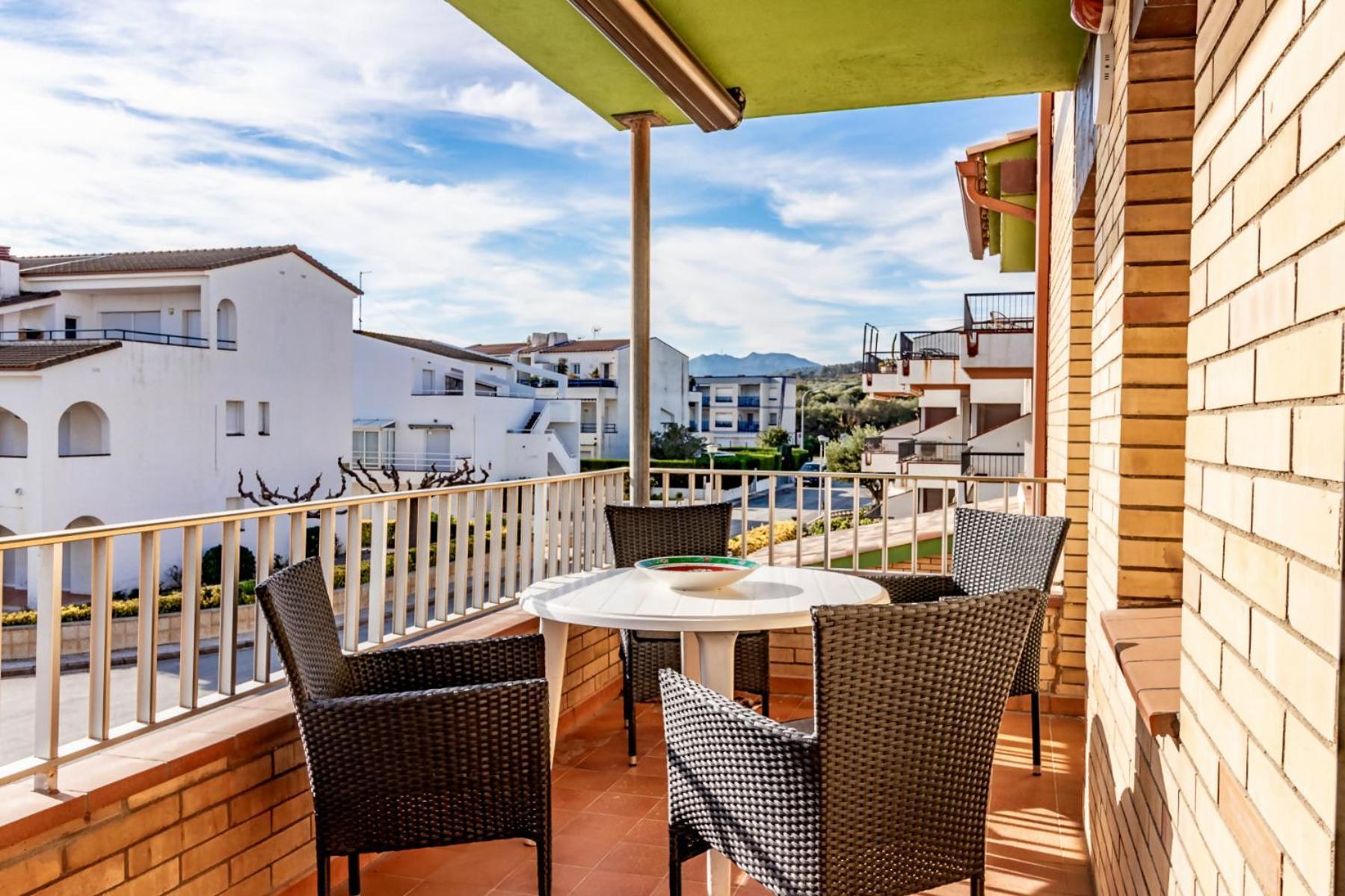 Apartamento Sant Carles 23 Con Vistas Al Mar Gerona